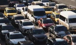 雷总汽车工厂爆料视频,独家爆料视频带你领略智能制造风采