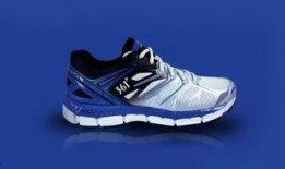 安踏最新爆料跑鞋是哪款,揭秘全新跑鞋款型，领跑时尚潮流！”